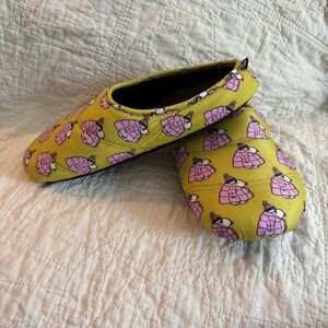 Unreleased Baggu x Peanuts Slippers